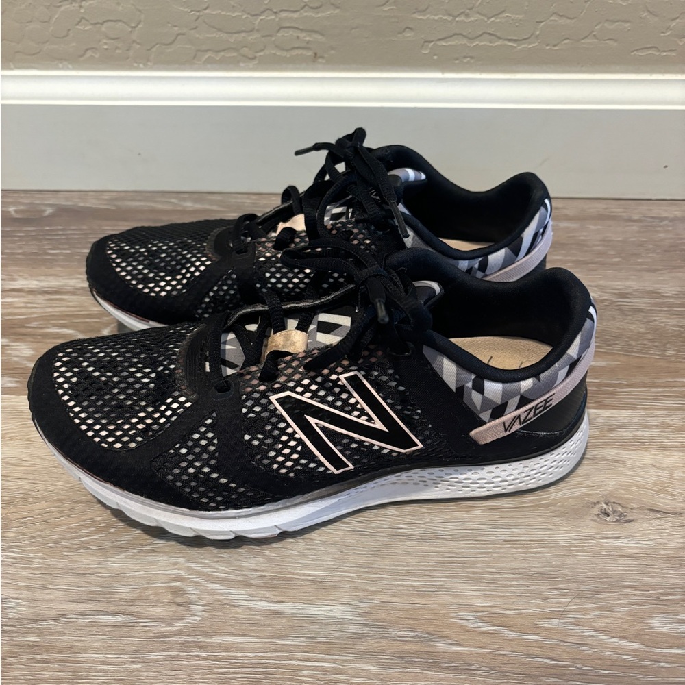 New balance shoes